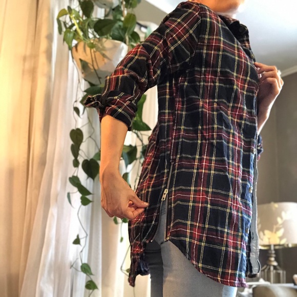 Men’s plaid flannel - Picture 3 of 4